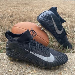 Nike Alpha Menace Elite football cleats